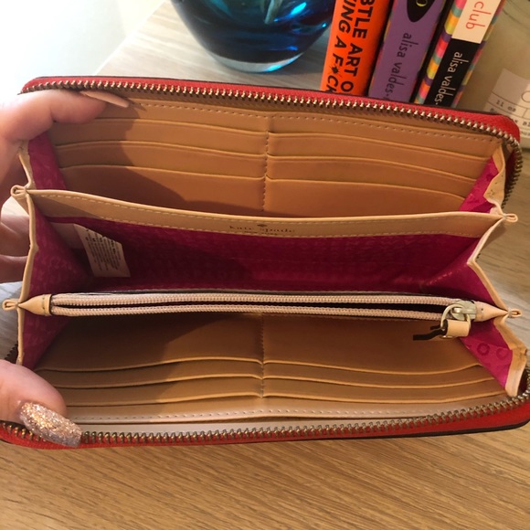 Kate Spade red wallet - Picture 4 of 5